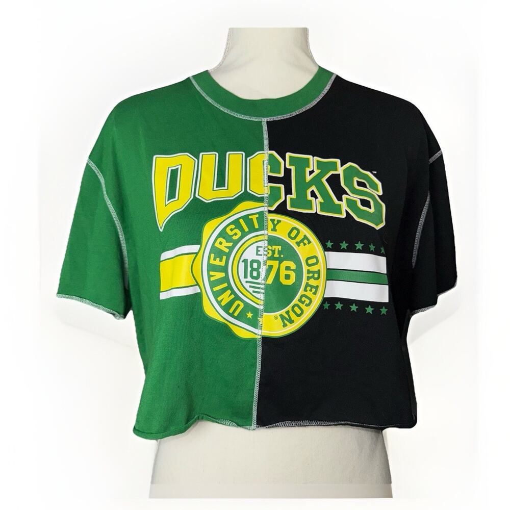University Oregon Ducks Crop Top LG T-Shirt Boxy Fit Green Baby Tee Colorblock